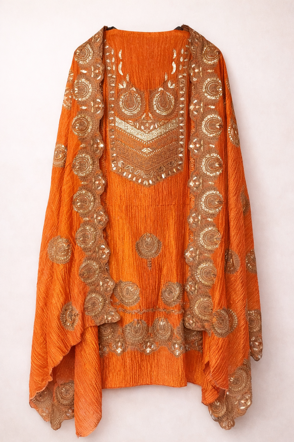 Chandrika Charm Crush Tissue